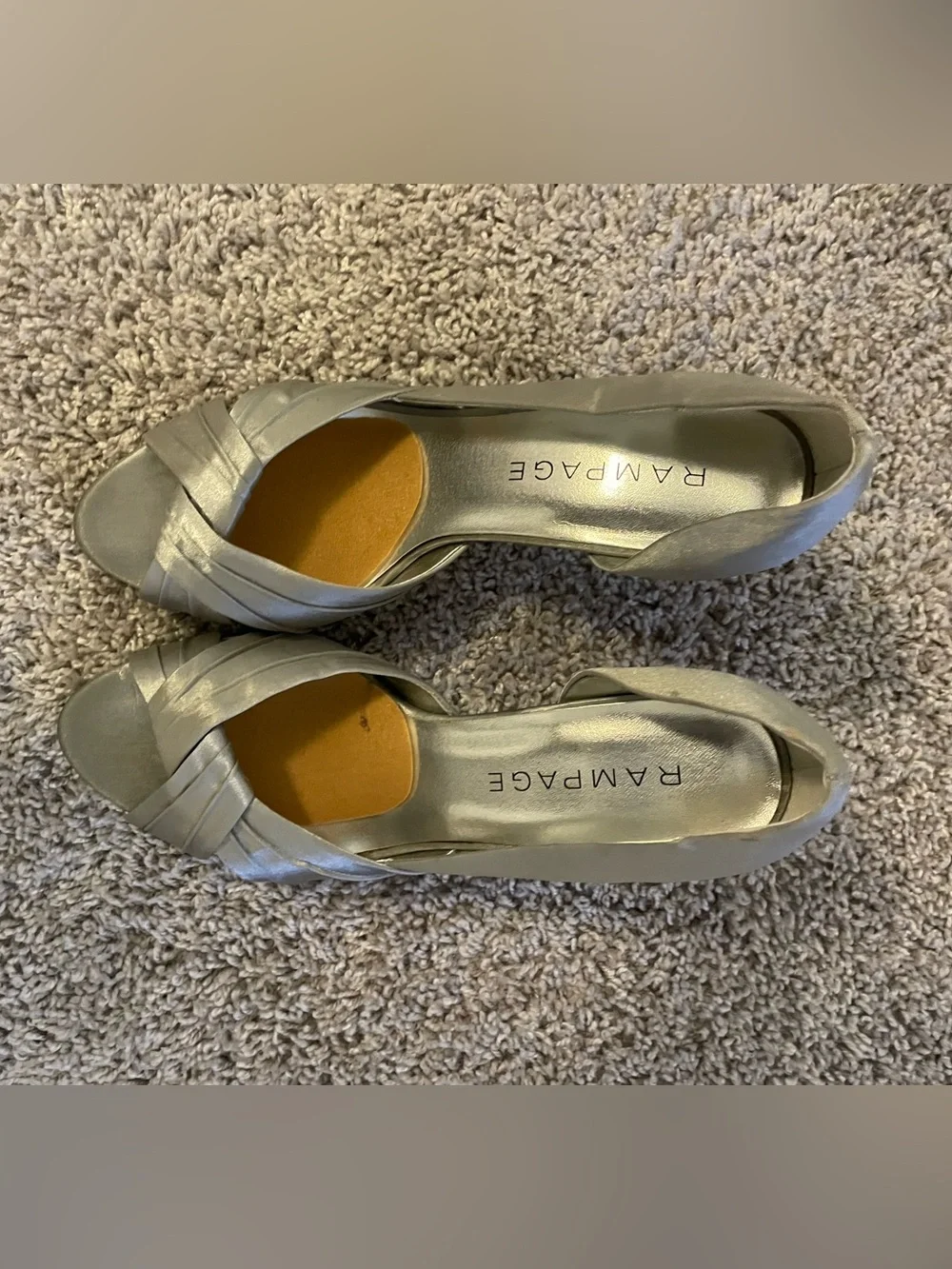 Rampage Silver Satin Pleated Open Toe Heels / Pumps